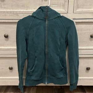 Lululemon full zip scuba